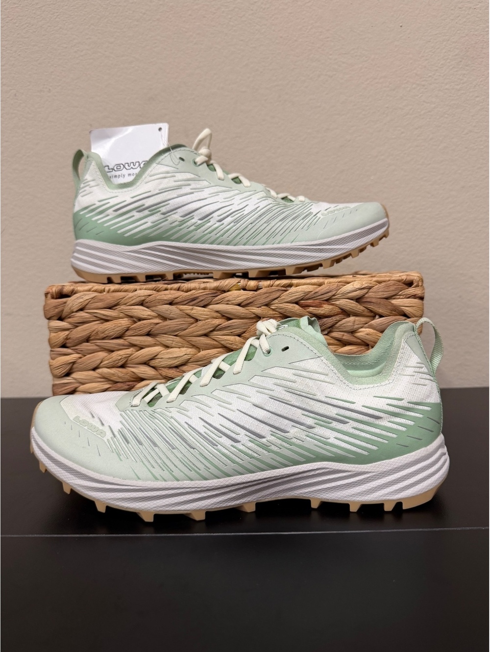 Size 9 - Lowa Women’s Citux Trail Runner “Milky Green White”
